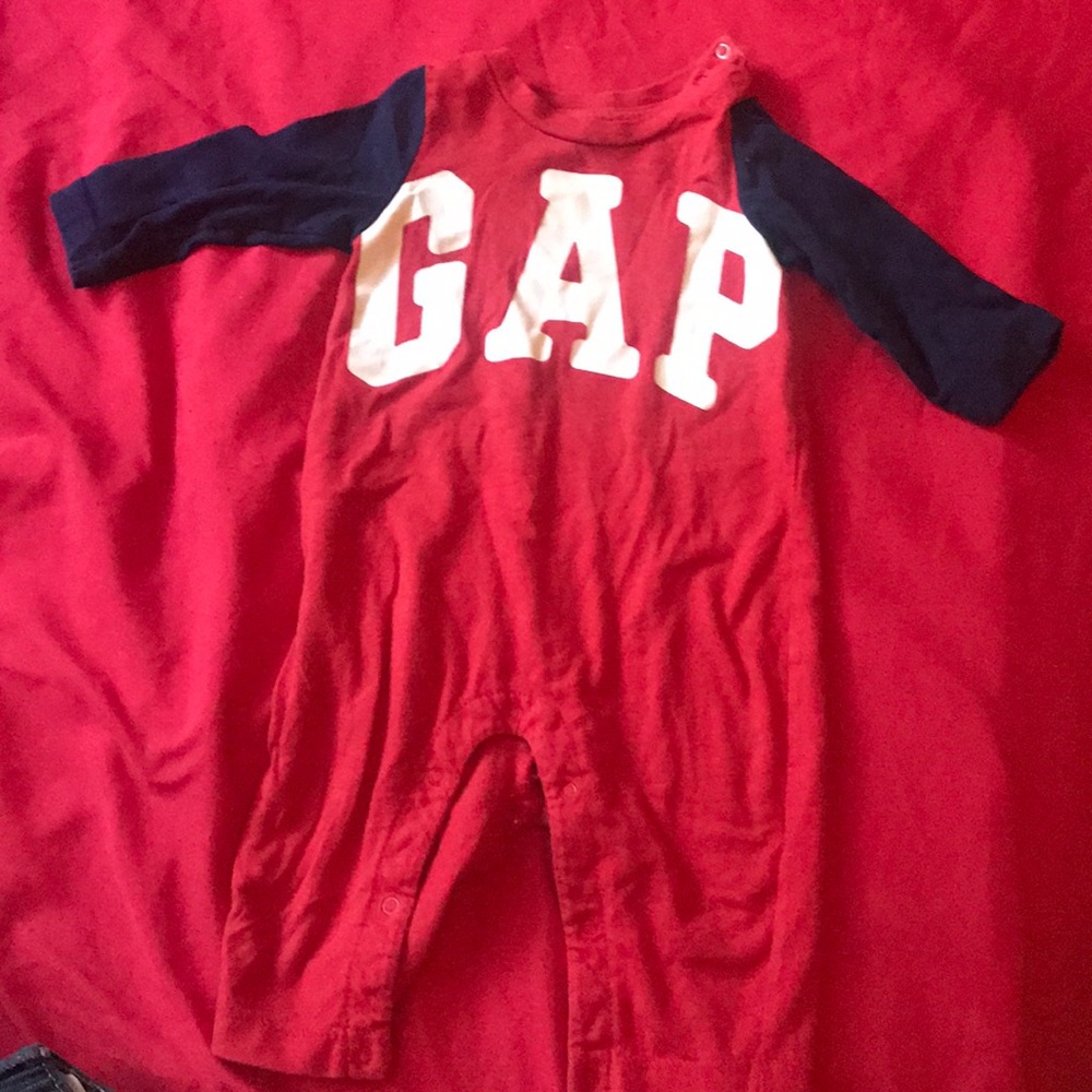 4 for 20 One peace baby jumpsuit size 3-6months